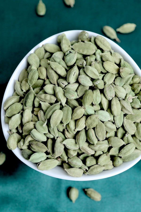 GREEN CARDAMOM